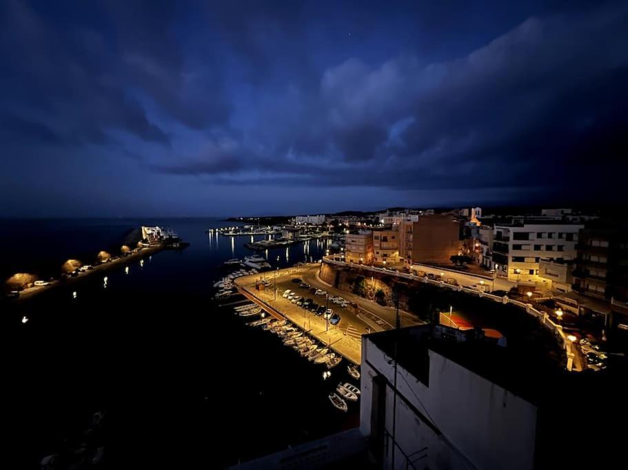 Charming Sea Front 3 Bedroom Apartment - Incredible Views! L'Ametlla de Mar Kültér fotó