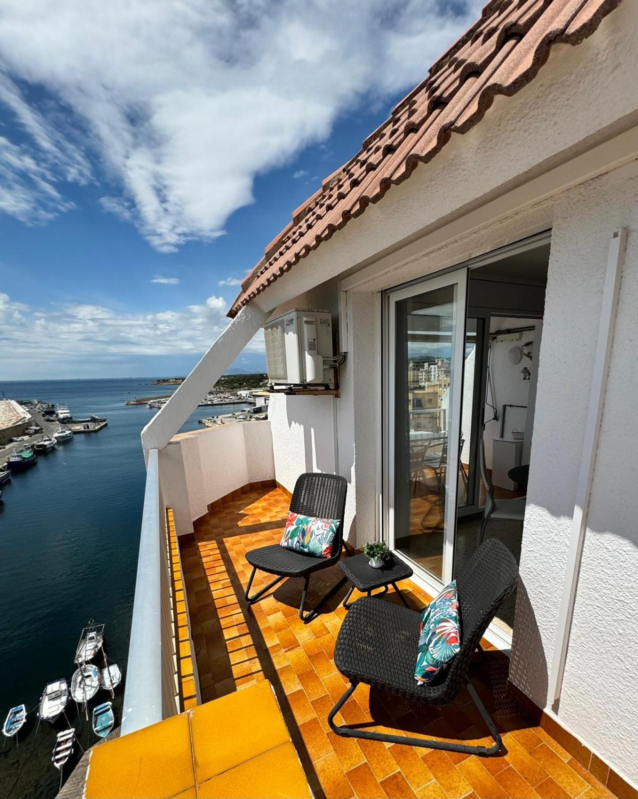 Charming Sea Front 3 Bedroom Apartment - Incredible Views! L'Ametlla de Mar Kültér fotó
